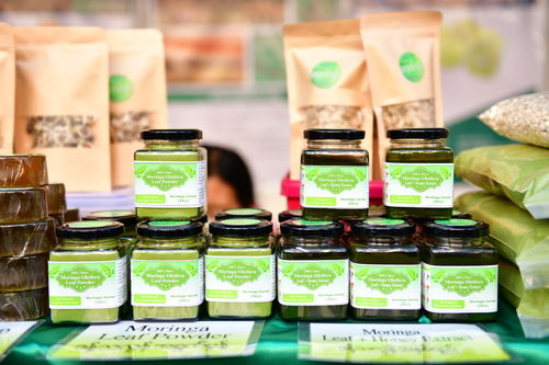 边城盛宴 中缅边交会上的农副产品狂欢